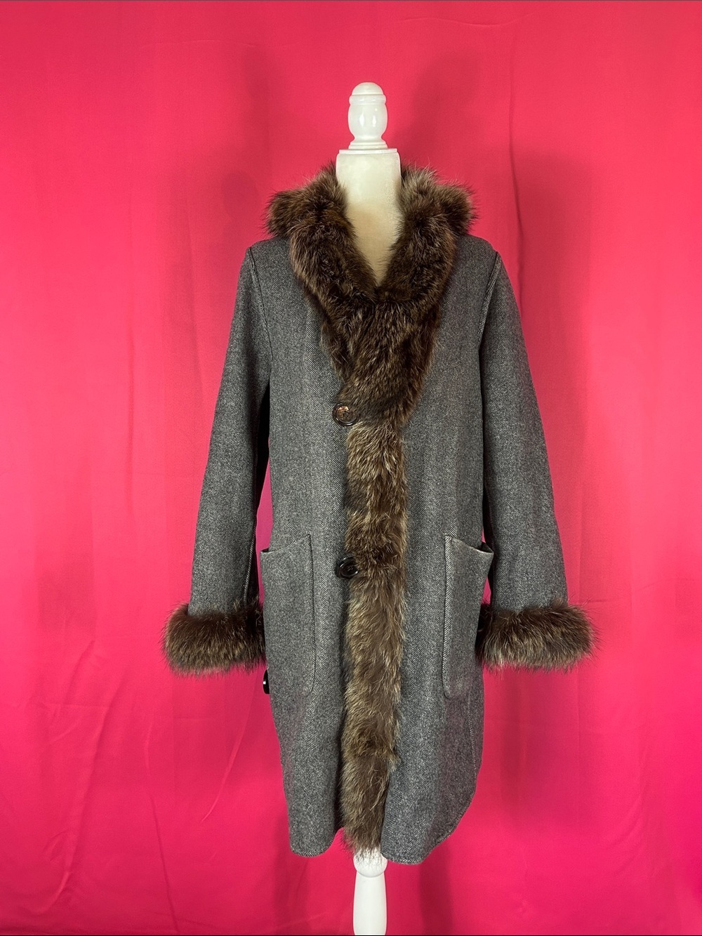 Belle Fare Cashmere and Raccoon fur cardigan coat med